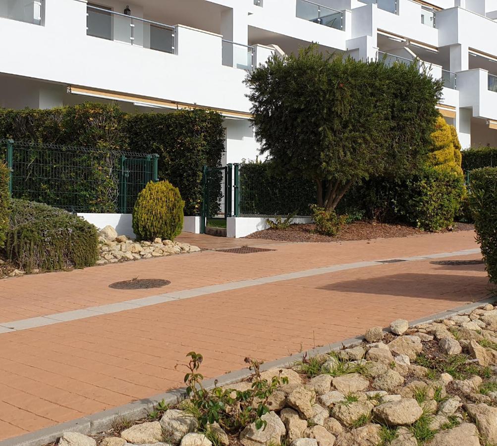 Puerta Del Sol Apartment โกนิล เด ลาฟรอนเตรา ภายนอก รูปภาพ